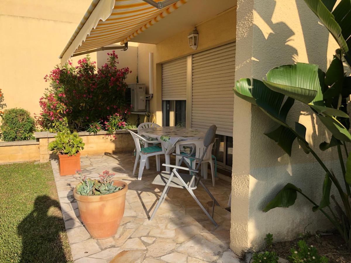 Villa C3 Arthur Rimbaub Chambre D'Hote Piscine Proche Mer Plage 600M Cagnes-sur-Mer Eksteriør billede