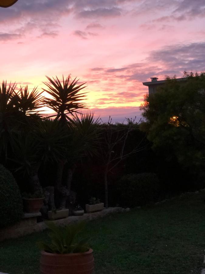Villa C3 Arthur Rimbaub Chambre D'Hote Piscine Proche Mer Plage 600M Cagnes-sur-Mer Eksteriør billede